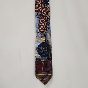 Van Heusen American Series 100% Silk Tie